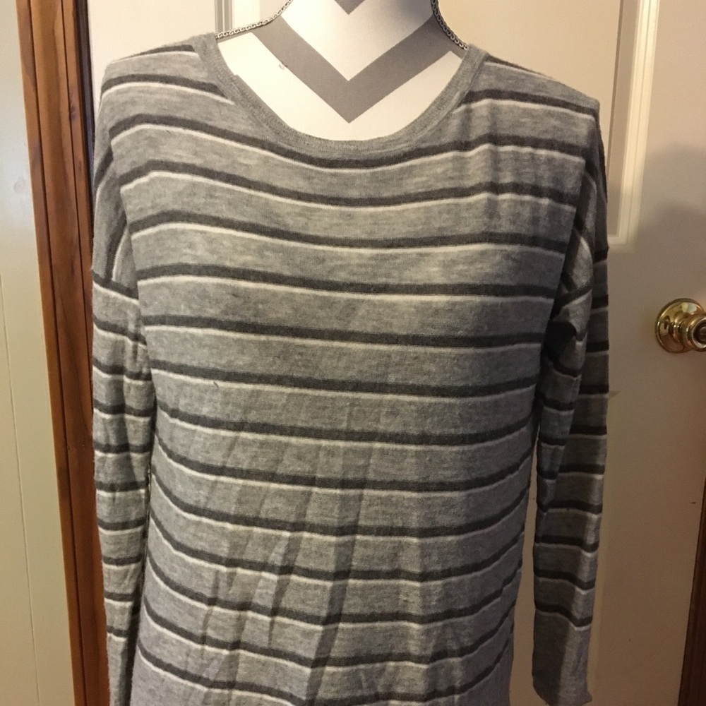 VINCE | lightweight wool blend sweater